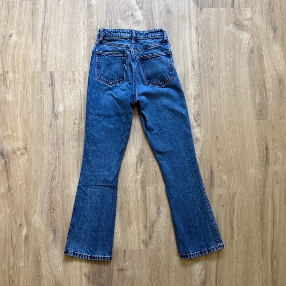 Reformation Peyton High Rise Bootcut Cropped Jeans in Mercer Wash - Picture 2 of 3